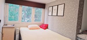 Small Single Room room in Freedom65 Hostel and Caravan