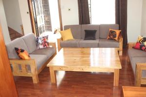 Eshborns House - Near Jomo Kenyatta International Airport and SGR with shuttle services at an extra fee