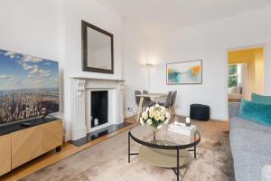 Heavenly Stays, Knightsbridge, Stylish 2-BD Escape