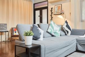 Spacious Design Loft with Rooftop