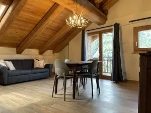 Il ramo del Gufo - La Maison - Puys