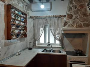 Apollon Traditional House