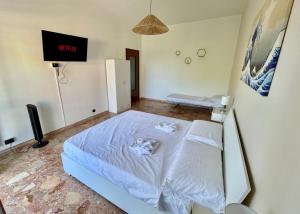 House of Sun - beach at 400m, in Albenga Liguria