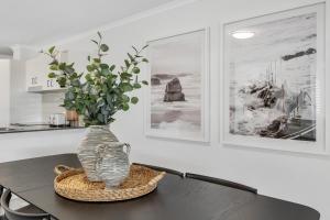 3-Bed Haven with Balcony and BBQ, 5-Min to Beach