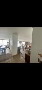 Habitación sobre el mar