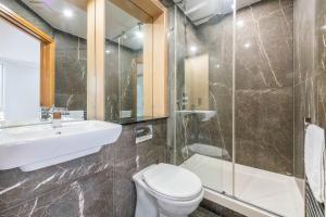 St Pancras Skyline - by Frankie