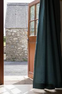 Broadway Farm Holiday Barn with hot tub