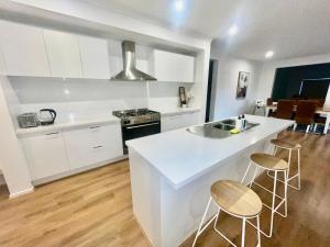 Brand New House in Lakes Entrance