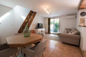 Fé Di Biou - Jardin Parking Clim