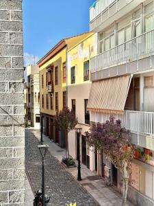 La Hoya Downtown Apartments