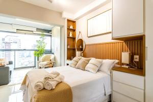 LUXO Brooklin AIR Studio Charme Boho com Vista Incrível