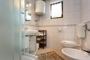 Shabby Chic Apartment DiSente nr1 close to Krk centre