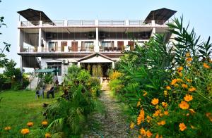 Sparrow Nest Corbett