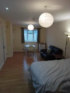 Large Ensuite near Science Park Cambridge - Histon