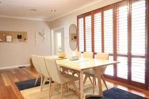 Beaumaris Lovely House - Bayside Holiday Rental - Mentone