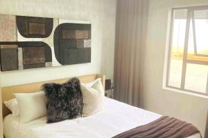 The Henlee Apartment on New - Power Backup, Gym ,Pool