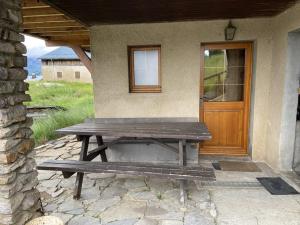 Chalets Chalet cosy a Crest-Voland – 6 personnes, cuisine equipee, salon TV, proche pistes et nature - FR-1-733-154 : photos des chambres