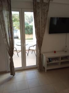 Antonia - Charalampos