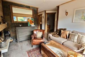 Cosy apartment with fireplace close to the slopes