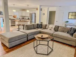 Roswell Adventure 3BR House Family Getaway - Roswell