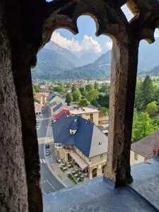 Cafe Zentral, Zimmer mit Frühstück - Laas