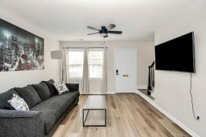 Modern Oasis Close to South End