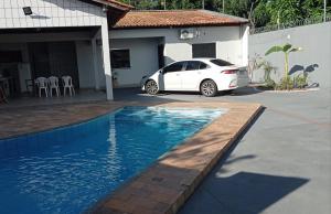 MAURA · Casa com piscina e churrasqueira 2 suítes+3quartos