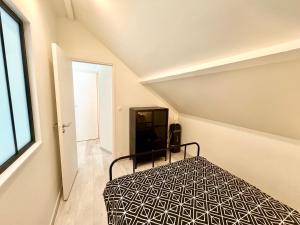 LEscapade - PARIS 20 min - DISNEY 25 min - GARE 3 min à pied - PARKING - Confortable & Moderne - Free WIFI