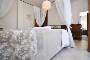 Casa Carini - Villa Vacanze sul Mare con piscina idromassaggio