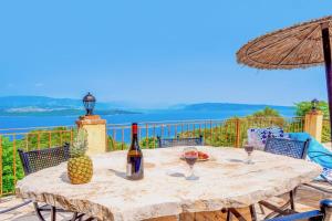 Villa Varvara Kerasia with private pool by DadoVillas