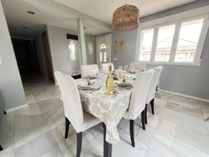Estupenda Villa en las afueras