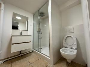Chalets Chalet familial 10 pers, sauna, terrasse – Correncon en Vercors - FR-1-515-215 : photos des chambres