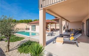 Villa Wave
