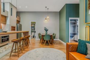 Luxo e Estilo no centro by Achei Gramado