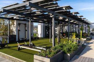 The Sapphire Nest - Spectacular Rooftop Amenities Ocean views 2BR