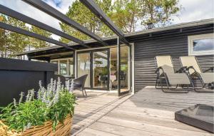 Gorgeous Home In Ebeltoft With Kitchen