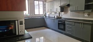 Pristine Ibex Hill Serviced Apartments
