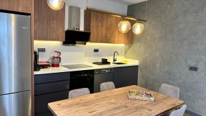 DrVillaSuits Casa Riva