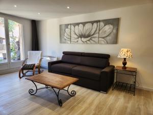 Appartements appartement T3 avec jardin proche village : photos des chambres