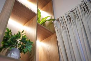 Urban Suite with Style and Views