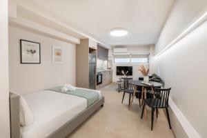 Oculus Kolonos Suites by Live&Travel