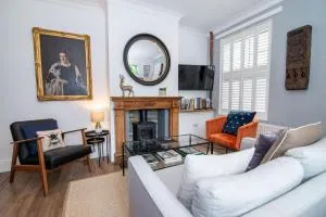 Host & Stay - Terrace House on Canal - Henwick