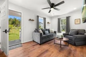 5a Huckleberry Lane - Bernard