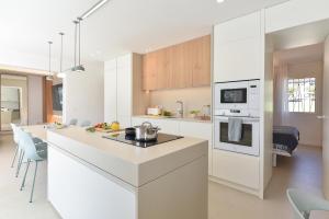 Red Rocks by VillaGranCanaria