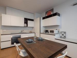 Luxury apartment - Principe Eugenio 3 - 4 piano