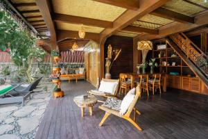 Indulge in the Serenity of Bali at Rumah Elfi