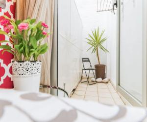 Trinidad con Parking by Dossan