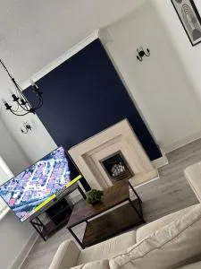 Abigail house - Chequerbent