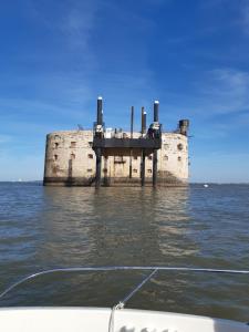 Maisons de vacances MAISON de Vacances Entiere a 10 mn de La Rochelle : photos des chambres