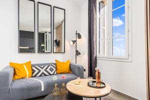 Frontière Monaco - Splendide 2 pièces - Vue Mer